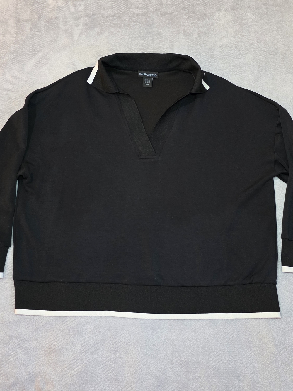 Cynthia Rowley Women's 1X Black Colorblock Polo Sweatshirt White Trim